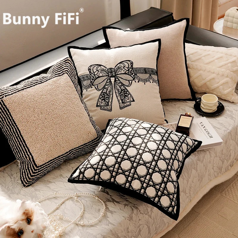 Pillow Cover 20X20 - Sarung Bantal Mewah Gaya Nordik dengan