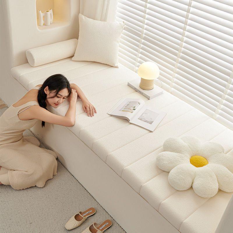 Bantal Jendela Beludru Teddy L - Home.Textiles Cushion ulasan dan harga